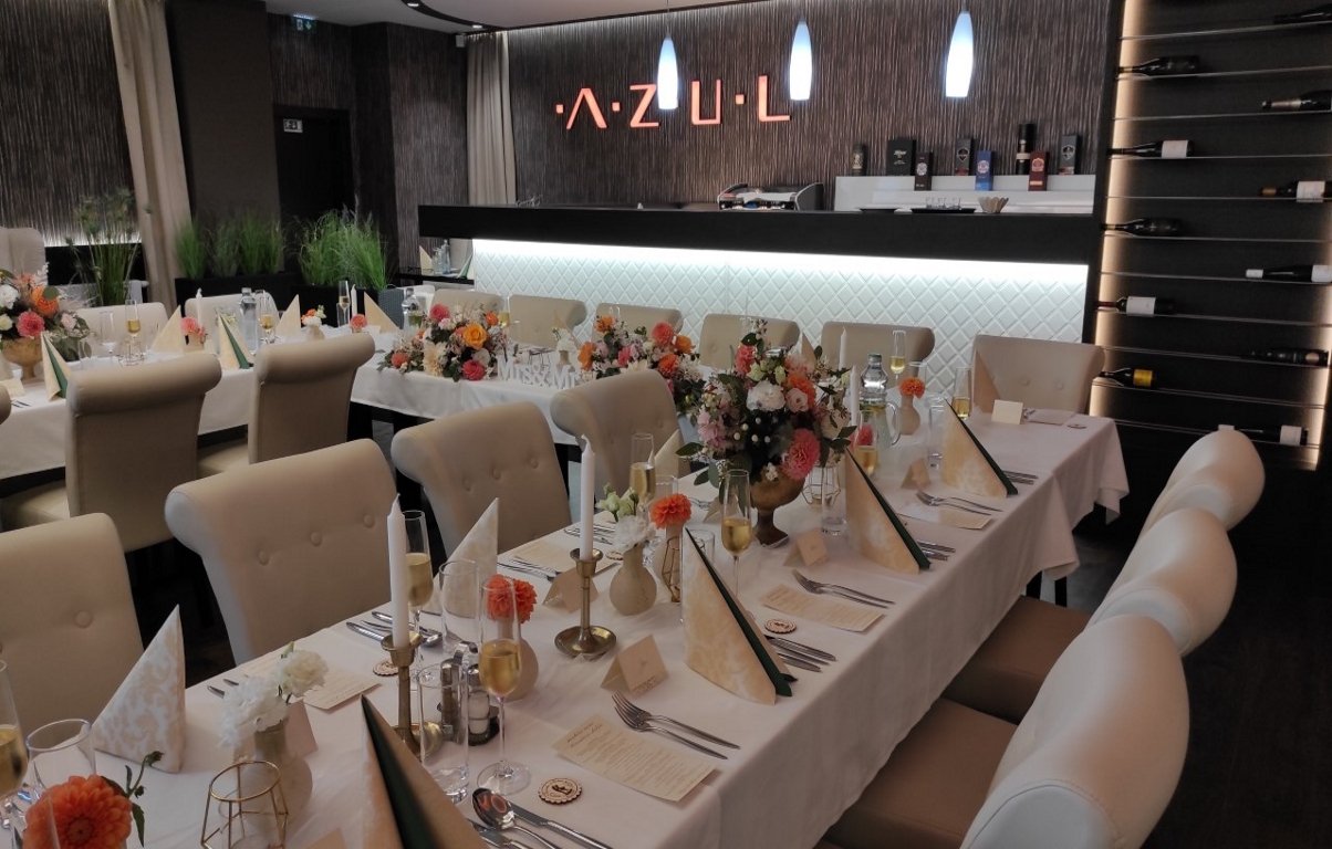 Oslava, spoločenské podujatia, reštaurácia, stolovanie, výzdoba - AZUL Hotel & Restaurant